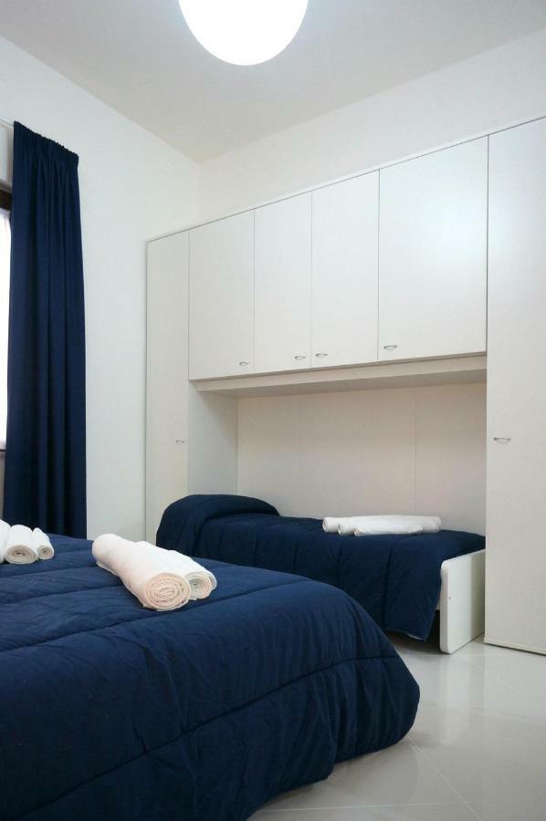 Al Porticciolo Bed and Breakfast Salerno Eksteriør billede