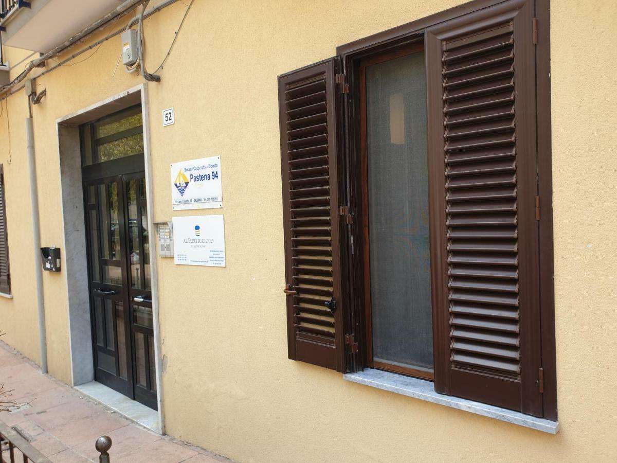 Al Porticciolo Bed and Breakfast Salerno Eksteriør billede